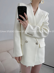 21annstudio白色双排扣西装，女设计感高端直筒，休闲通勤西服外套