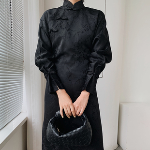 Lang Y春季设计师原创立体浮雕梅花中国风盘扣蝙蝠袖连衣裙