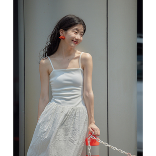 觅定气质吊带裙女白色，连衣裙夏季收腰显瘦中长款裙子度假长裙