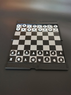 国际象棋儿童磁性可折叠黑白棋便携皮夹棋盘套装全店任选三件