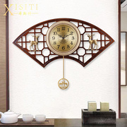 中式挂钟客厅中国风，新中式扇子形福鹿装饰挂墙时钟，家用纯铜大