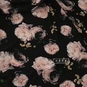 一米价大气黑色底浅粉色花朵，印花雪纺布料，夏季连衣裙旗袍衬衫面料
