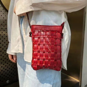 mini编织小包迷你手机包真皮红色斜跨文艺放手机的小包包软女百搭