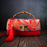 龙凤呈祥新娘包原创(包原创)中式婚包红色，婚嫁包结婚(包结婚)用高档织金提花手提包