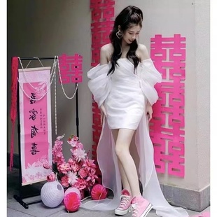 轻婚纱新娘晨袍结婚晨拍订婚礼，裙轻奢小众迎宾敬酒礼服性感连衣裙