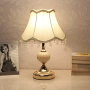 欧式卧室装饰婚房温馨个性，小台灯创意现代可调光led节能床头灯
