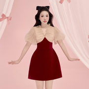 越南品牌LASOMI 2024年新春迪士尼公主风杏红色系拼接连衣裙