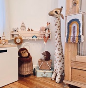 ins北欧长颈鹿公仔可爱毛绒玩具，抱枕儿童房，摆件家居装饰拍摄道具