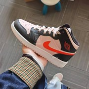 airjordanaj1mid中帮复古耐磨女子，篮球鞋黑粉色554725-604