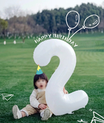 白色数字铝箔气球32寸韩式简约ins风雏菊球周岁宝宝拍照装饰布置