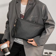 韩版男士时尚手拿包编织男女信，封包潮街头手抓包文件包ipad斜跨包