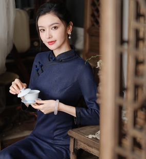 民国风旗袍复古纯色，藏青色2024年老式七分袖妈妈大码改良中袖