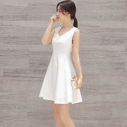 2022裙子时尚洋气，显瘦小个子白色连衣裙，夏季小清新女装