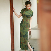 青绿色长旗袍2024年中国风复古日常可穿短袖盘扣气质名媛优雅