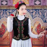 新疆马甲舞蹈演出服装，女马夹广场舞民族风，坎肩金丝绒绣花修身