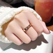 钛钢可洗澡简约大方钛钢戒指女时尚is潮小众，设计精致装饰指环对戒