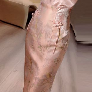高级感新中式半身裙女夏季中国结复古风粉色半裙修身包臀中裙
