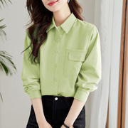 初影果绿色纯棉衬衫女长袖2023春装简约精致通勤上衣设计感衬衣