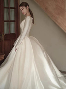缎面长袖法式轻婚纱，2023新娘主纱小个子礼服，高级质感拖尾冬季