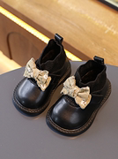 女宝宝鞋子秋冬小皮鞋儿童，学步鞋婴儿，软底小童加绒二棉鞋女童靴子