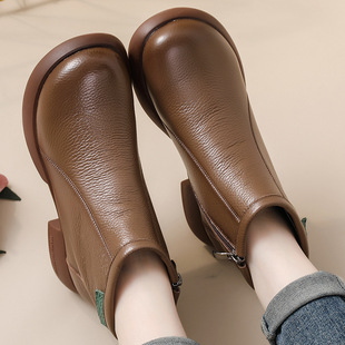 头层牛皮马丁靴秋季平跟厚底，短靴粗跟真皮靴子女冬季妈妈鞋子