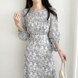 韩国chic秋季法式复古圆领满屏，碎花设计收腰显瘦长袖连衣裙长裙女