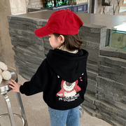 女童红色卡通熊加绒外套，2023儿童冬季加厚卫巴拉衣宝