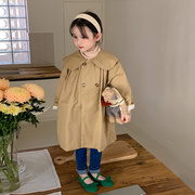 女童风衣外套时髦洋气，2023年春秋秋装中长款娃娃领韩版卡其色