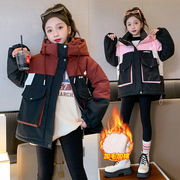 韩版女童拼色工装派克服外套冬季洋气儿童兔毛加厚保暖棉服潮