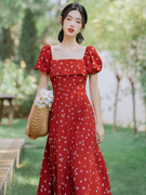 夏季女装复古港风暗红色，泡泡袖雪纺连衣裙，高级感肌理长裙茶歇桔梗