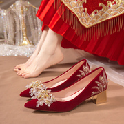 中式红色婚鞋新娘鞋不累脚秀禾婚纱两穿粗高跟名媛孕妇礼服单鞋女