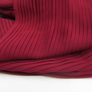 服装布料 暗红酒红色风琴百褶压皱珍珠雪纺半身长连衣裙面料1/0.