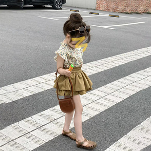 女童碎花套装2024夏季韩版立领无袖花边衬衫蛋糕裤裙两件套宝