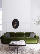 北欧现代小户型客厅设计师，直排侘寂风，复古墨绿色丝绒布艺三人沙发