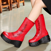 民族风靴子2023秋冬中筒皮靴，女高跟真皮高筒，厚底牛皮坡跟中靴