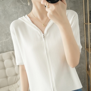 拉链连帽短袖t恤女设计感韩系，春夏冰丝针织，开衫半袖白色短款上衣