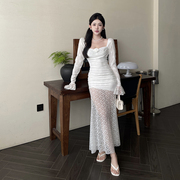 girlsat18法式气质白色蕾丝连衣裙，女性感修身包臀鱼尾裙礼服长裙