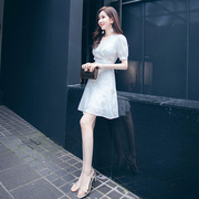 夏季女装2024年夏时尚(夏时尚，)气质白色收腰显瘦a字小个子显高连衣裙