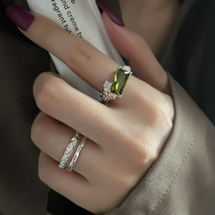 2024祖母绿色纯银戒指女ins高级感小众设计锆石超闪晶面指环