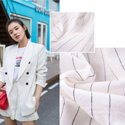 中国风进口亚麻连衣裙布料，白色条纹提花，棉麻西装马甲套装服装面料
