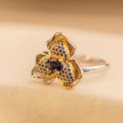 s925银三瓣花，蓝宝石小众设计s925纯银戒指，开口可调节