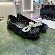 mio米奥女鞋2023年秋季浅口单鞋平跟漆皮，水钻低跟m234413601