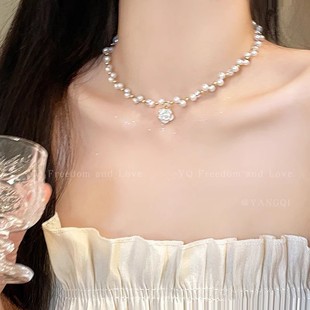 花朵珍珠项链轻奢小众设计感高级锁骨链女2023甜酷颈链配饰品
