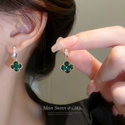 祖母绿宝石花朵耳扣2024年潮高级感耳钉，女绿色耳环复古耳饰