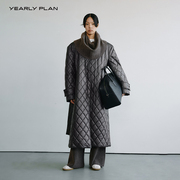 yearlyplan冬季哑光带腰带设计感绗缝直身版型，长款棉服外套