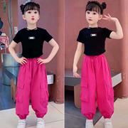 女童短袖套装夏季2023时髦女孩韩版玫红，休闲工装裤运动两件套