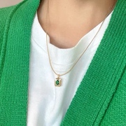 七里绿光毛衣链小众，设计潮钛钢祖母绿宝石，高领链秋冬项链礼物