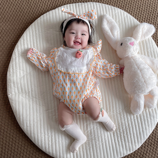女婴儿连体衣服男宝宝0网红3春夏装6个月1岁外套装婴幼儿三角哈衣
