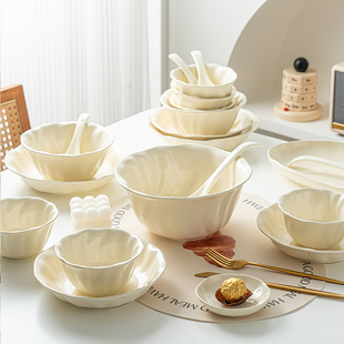 奶油风碗碟套装家用2024清新高温釉下彩餐具，陶瓷碗筷盘子碗具