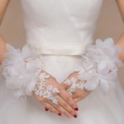 韩式新娘手套红色结婚婚纱，短款蕾丝绣，花露指钉珠婚礼结婚婚庆手套